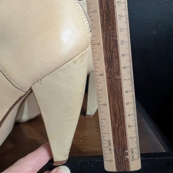 Beige High heel Seychelles peep toe bootie shoes - Picture 9 of 9